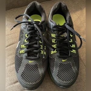 Nike Air Max shoes Youth